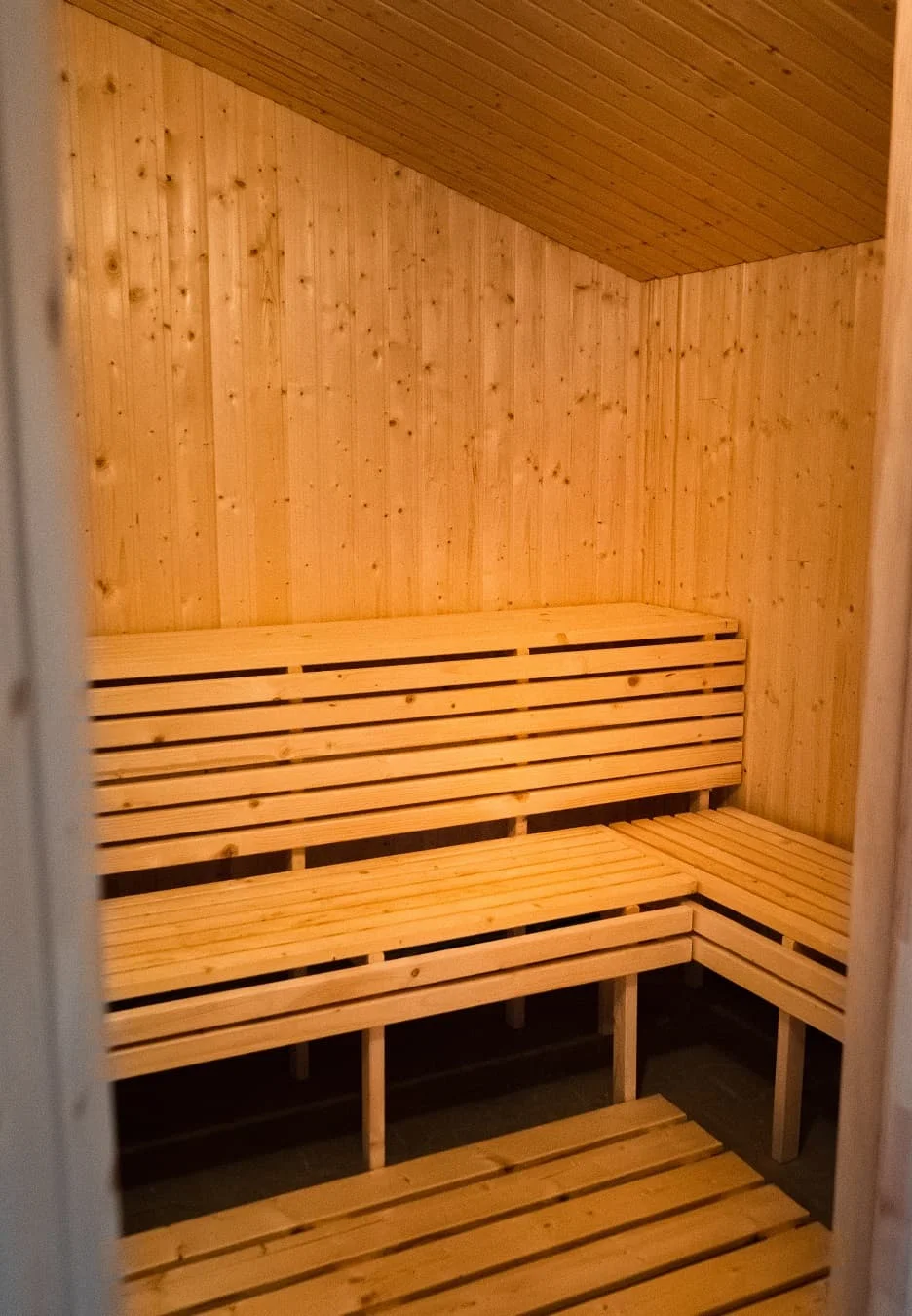Dřevěná finská sauna